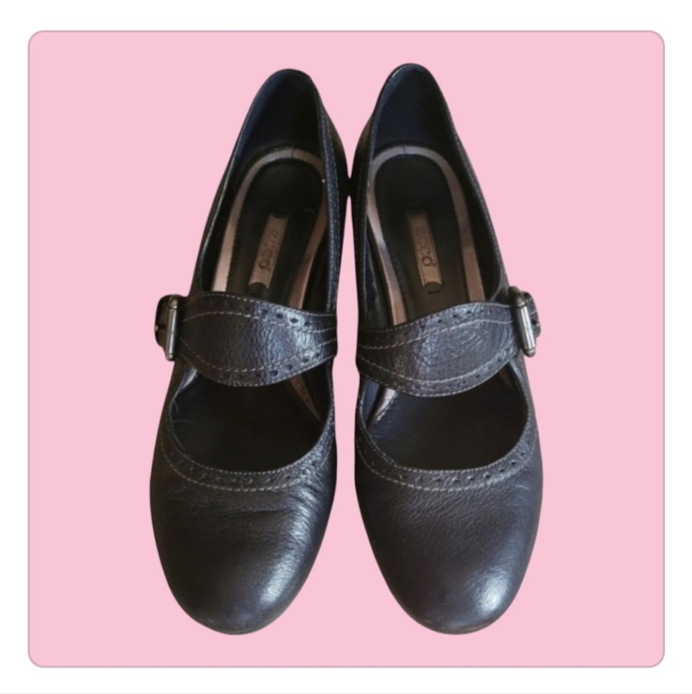 ♠️ Ecco ♠️ Black Leather Mary Janes
